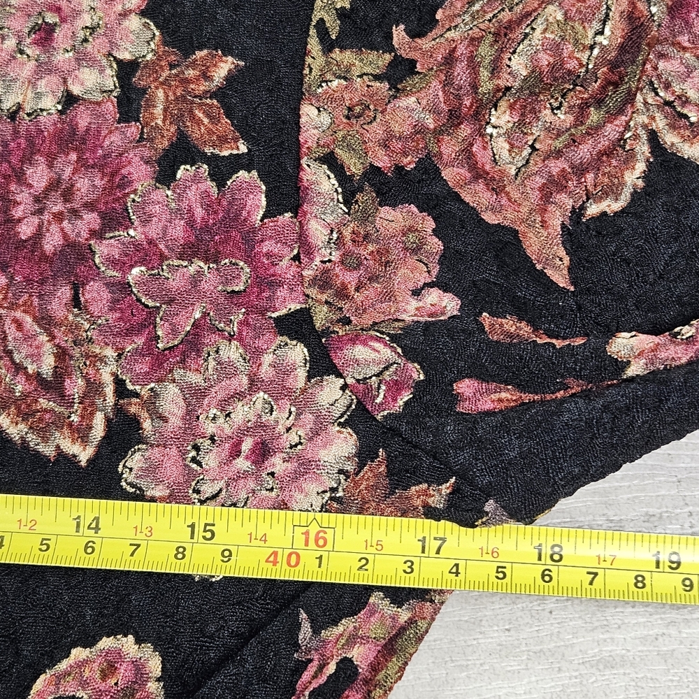 Vintage Metaphor Textured Dark Floral VNeck Top Blouse Medium Y2K Dark Romantic - Picture 4 of 12